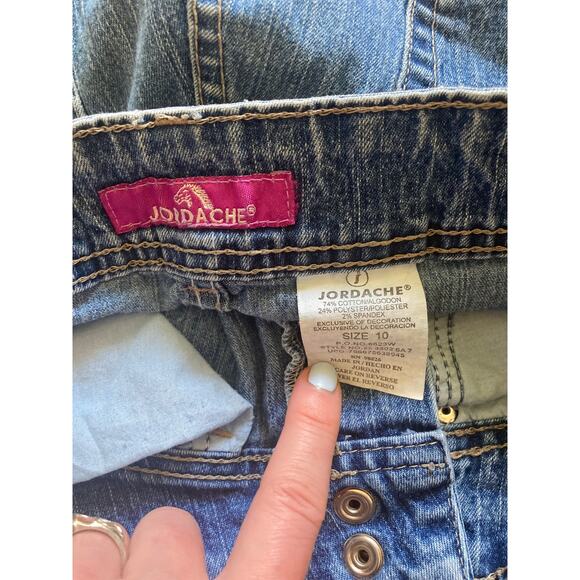 Jordache Little Girls Embroidered Capri Jeans, Size 10 - Picture 5 of 6